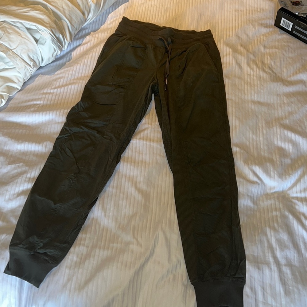 Lululemon Dance Studio Mid-Rise Jogger